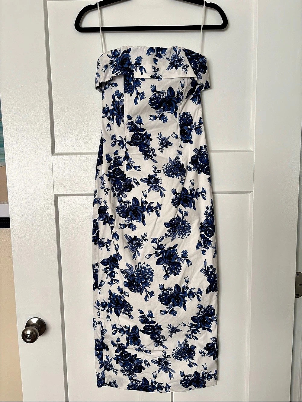 MABLE Floral Maxi Dress in White & Blue Size Small. Perfect for a bridal event!